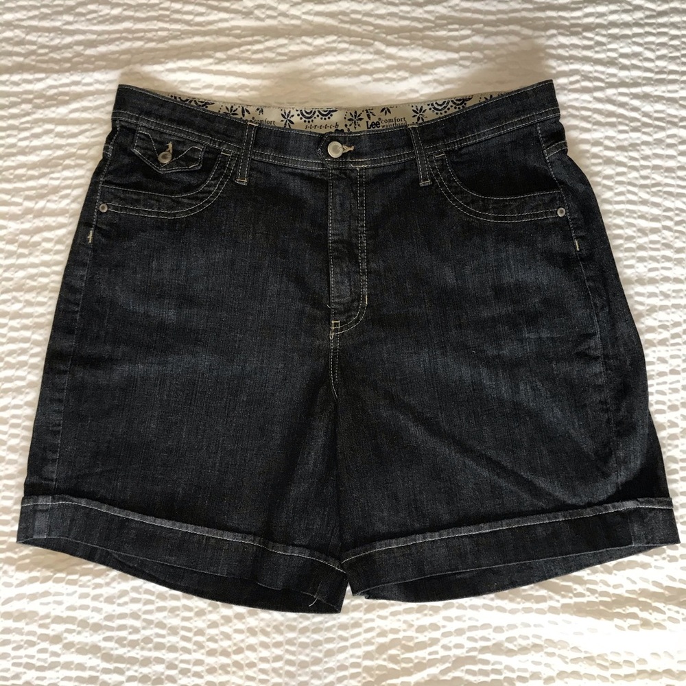 Lee Denim shorts size 18